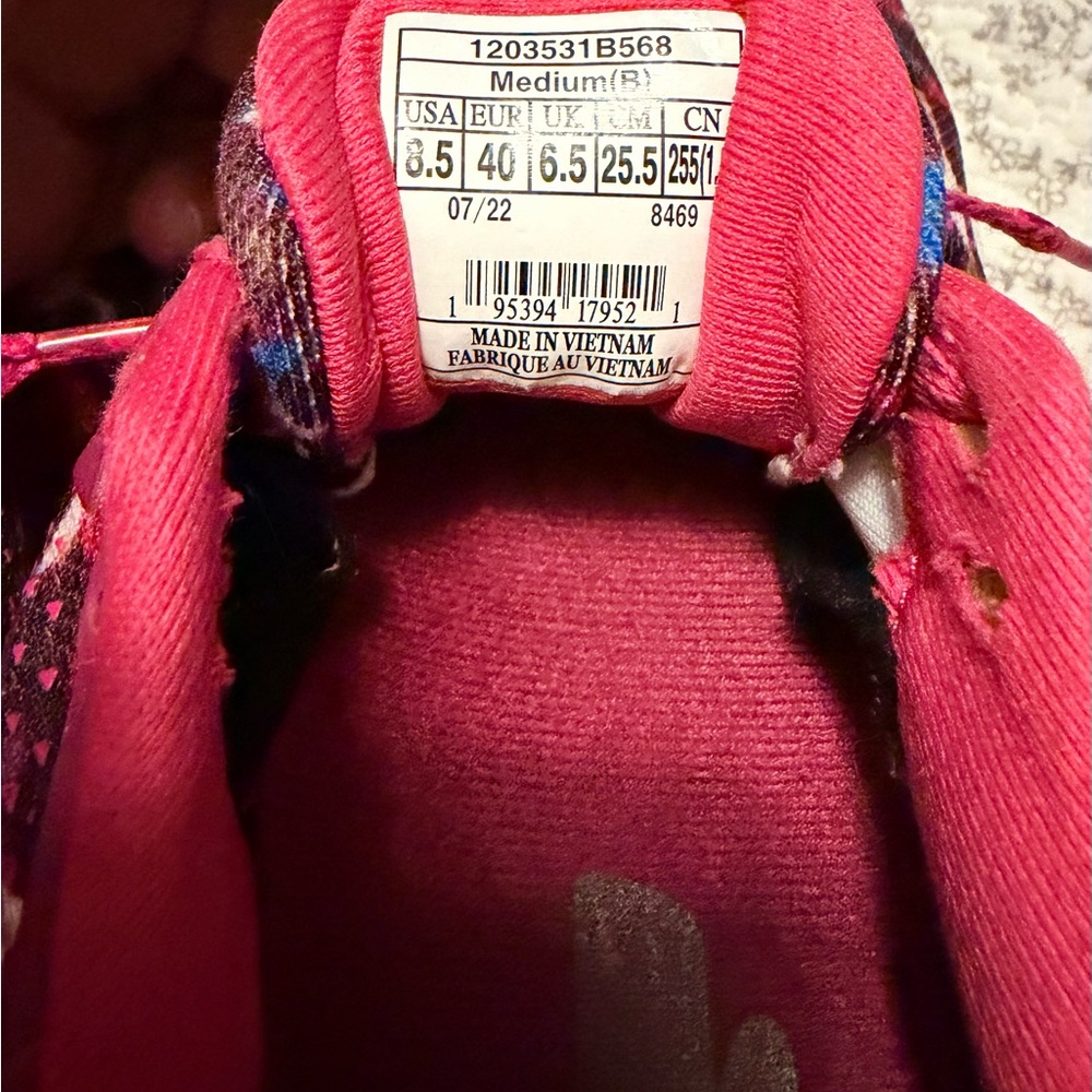 Brooks Adrenaline Dark Pink and Blue Cheetah Print Sneakers - Picture 4 of 4